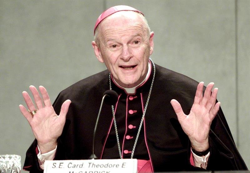 El cardenal y arzobispo emérito de Washington Theodore McCarrick. DANILO SCHIAVELLA (EFE)