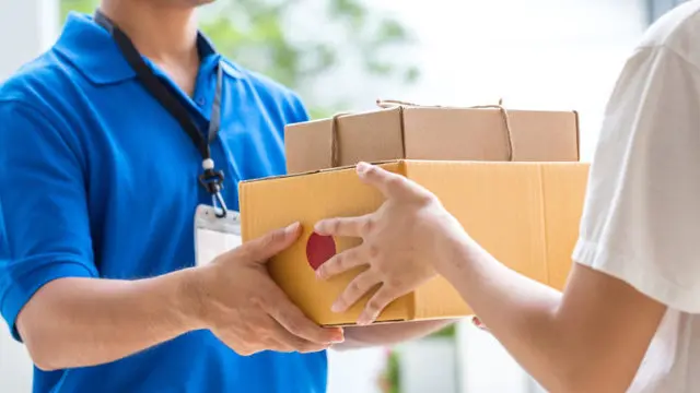 Entrega de un paquete. EP