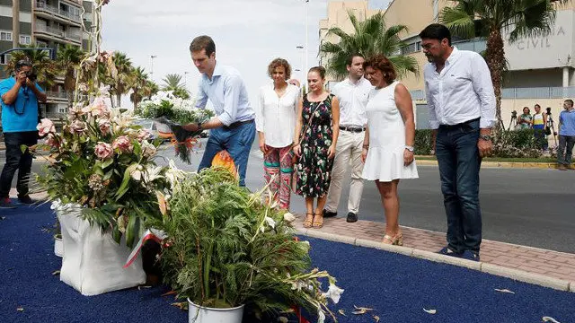 Casado, en un homenaje en Santa Pola a víctimas de ETA. MANUEL