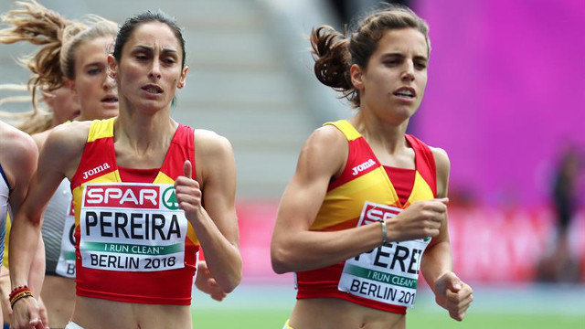 Solange Pereira y Marta Pérez, durante la prueba. SRDJAN SUK (EFE)