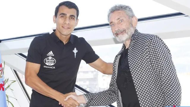 Júnior Alonso y Carlos Mouriño, este martes. RC CELTA DE VIGO