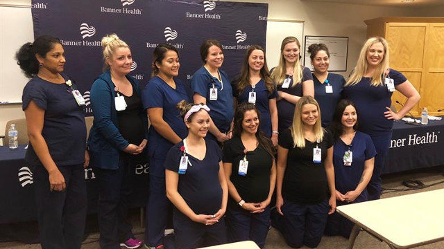 Doce de las 16 enfermeras del Banner Desert embarazadas. BANNER DESERT MEDICAL CENTER