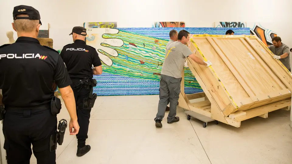 Chegada do cadro de Castelao á Cidade da Cultura. XUNTA