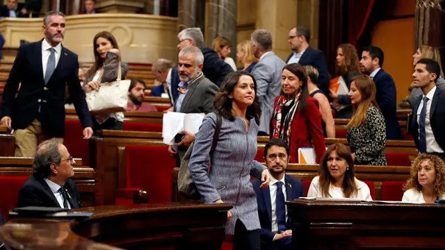 Arrimadas se va del Parlament. ALBERTO ESTÉVEZ