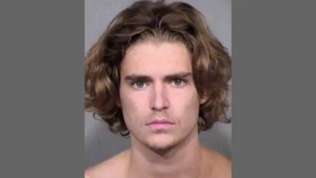 Nicholas Van Varenberg, el hijo de Jean-Claude Van Damme, al ser detenido en 2017. OFICINA DEL ALGUACIL DEL CONDADO MARICOPA