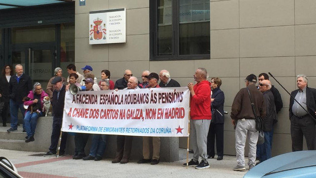 Protesta de pensionistas este viernes en A Coruña. EP