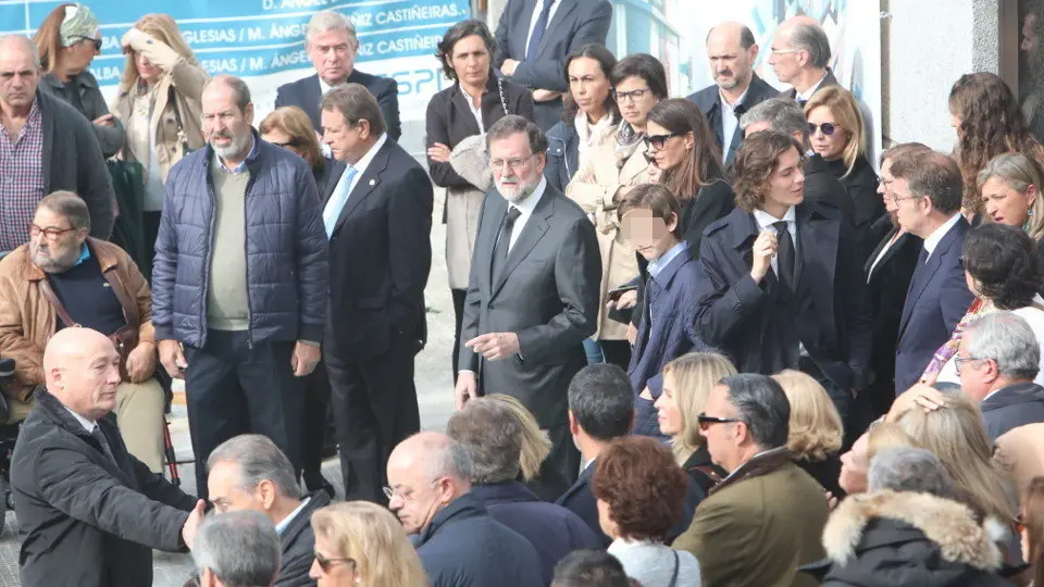 Salida de misa en el entierro de Rajoy. JOSÉ LUIZ OUBIÑA