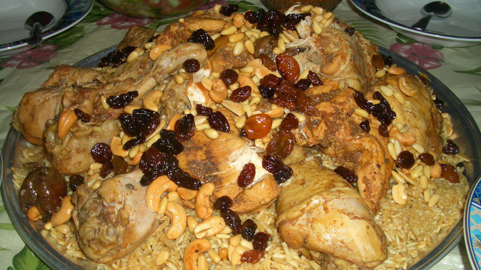 Machboos, el plato tradicional que la mujer preparó con la carne de su novio. WIKIPEDIA