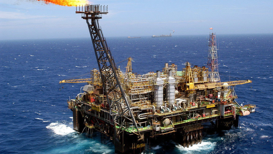 Una plataforma petrolífera en Brasil. AEP