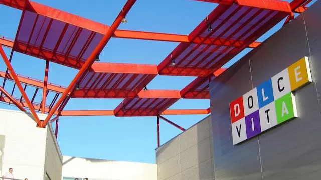 Dolce Vita. MINUBE.COM