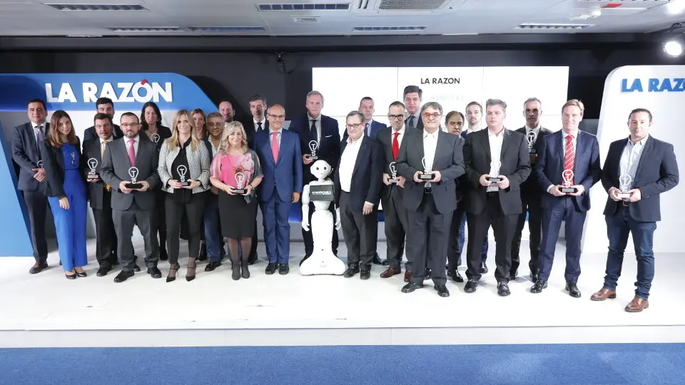 El consejero delegado de Acuasec, Manuel Carnero, recogió el premio. EP