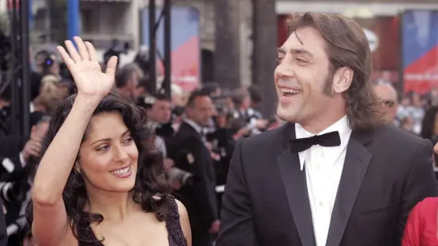 Salma Hayek junto a Javier Bardem, en una foto de 2005.AEP