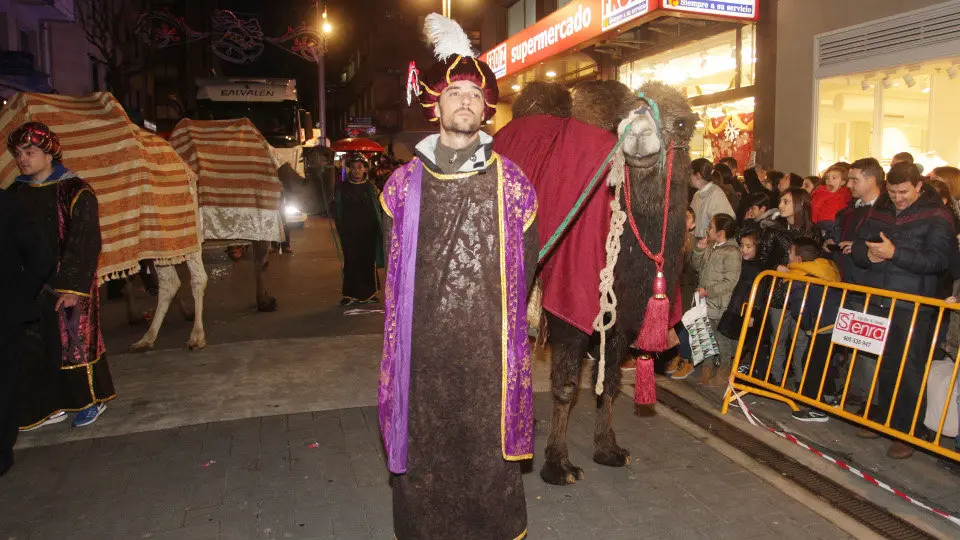Dromedarios en la pasada cabalgata de Reyes en Pontevedra. ADP