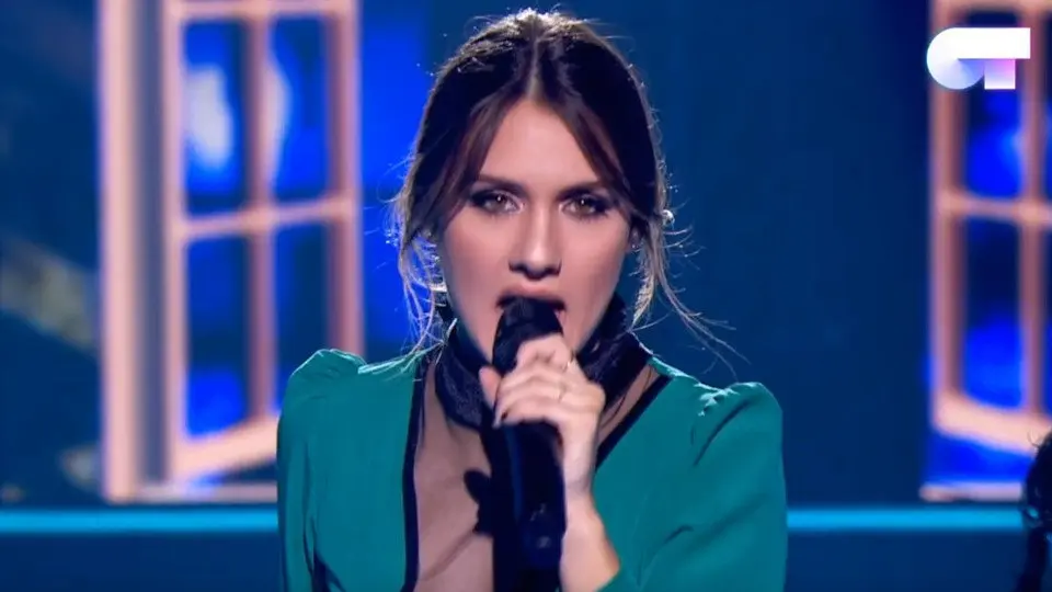 Sabela Ramil. YOUTUBE (OPERACIÓN TRIUNFO)