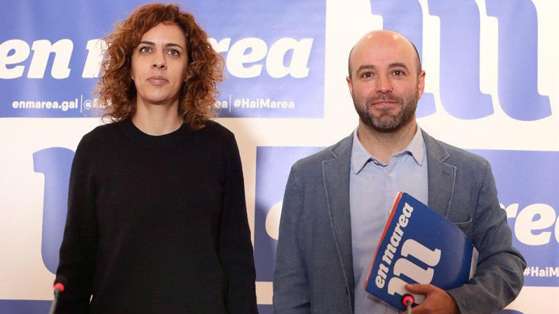 El portavoz de En Marea, Luis Villares , y la diputada en el Congreso, Alexandra Fernández. XOÁN REY