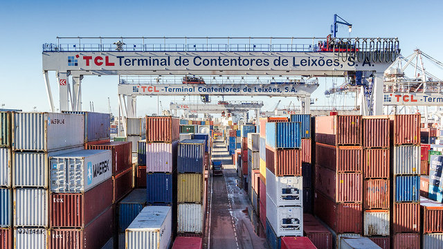 El contenedor contaminado entró por el puerto de Leixões, una dársena que mueve el doble de contenedores que las terminales gallegas.