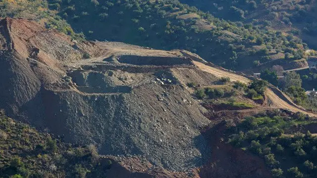 Aspecto de la zona de Totalán donde durante trece días más de 300 personas colaboraron en los trabajos de rescate de Julen. ÁLVARO CABRERA (EFE)