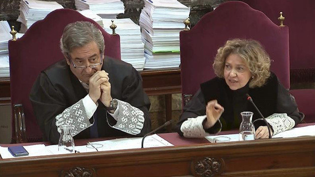 Los fiscales Javier Zaragoza y Consuelo Madrigal, en la sesión de este miércoles del juicio del 'procés'. TRIBUNAL SUPREMO