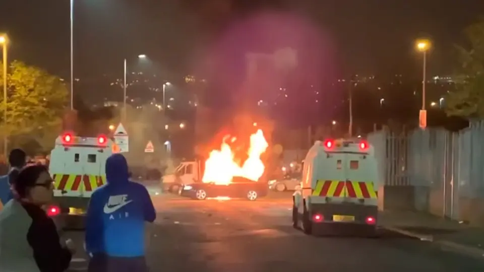 Una imagen de los disturbios producidos en Londonderry