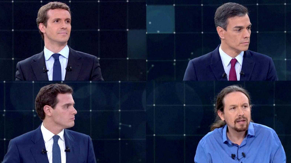 Los cuatro candidatos durante el debate. TVE
