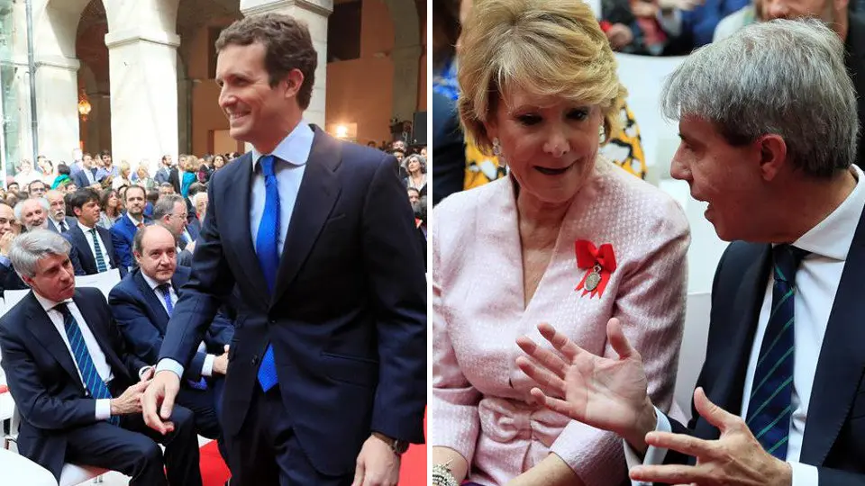 Casado evita saludar a Garrido, que en otro momento charla con Aguirre. FERNANDO ALVARADO