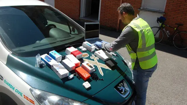 Material recuperado por la Guardia Civil