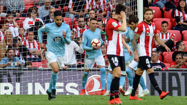 Iago Aspas celebra un gol durante el partido Athletic-Celta. JAVIER ZORRILLA (EFE)