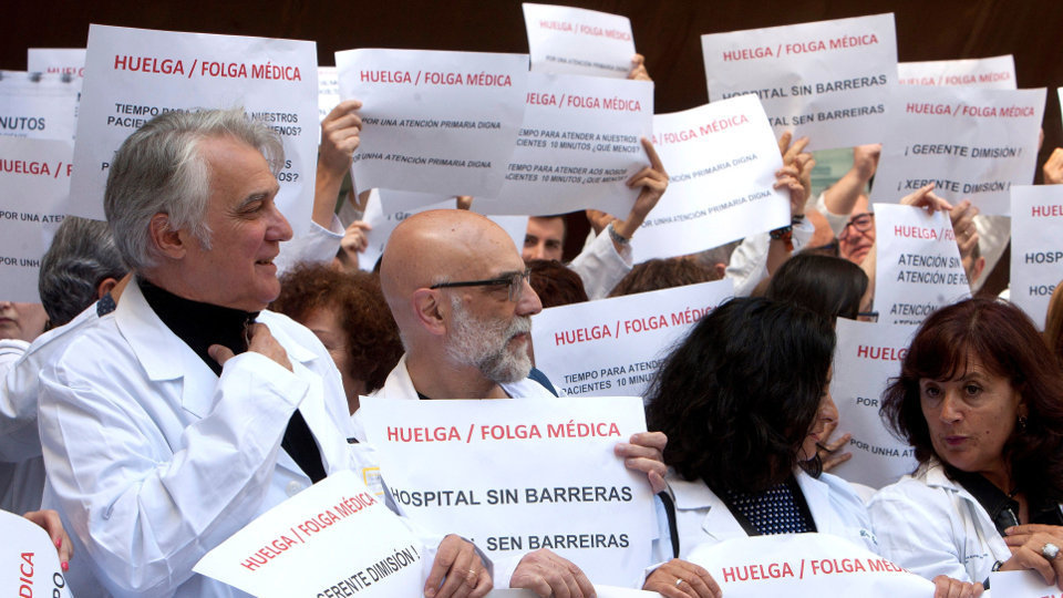 Médicos de Atención Primaria de Vigo, en folga. SALVADOR SAS (Efe)
