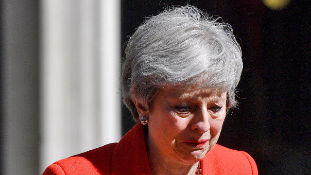 A primeira ministra británica, Theresa May, rompeu a chorar tras anunciar a súa dimisión. NEIL HALL (EFE)