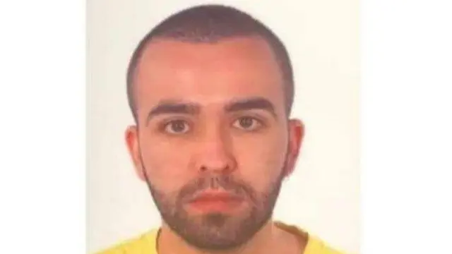 Álex Mouzo. SOS DESAPARECIDOS