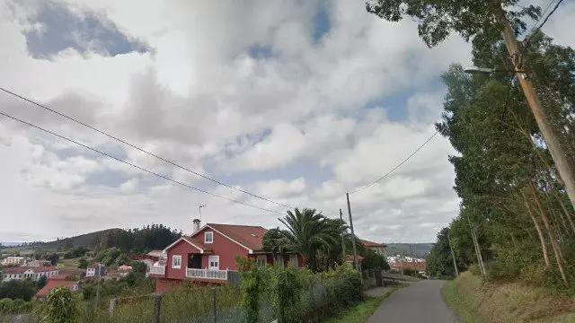 Los hechos ocurrieron en la Rúa Pena María, cerca del centro comercial As Cancelas. GOOGLE MAPS