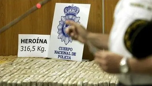 El mayor alijo de heroína de la historia, atribuido a Sadullah Unnu en 2008. ARCHIVO