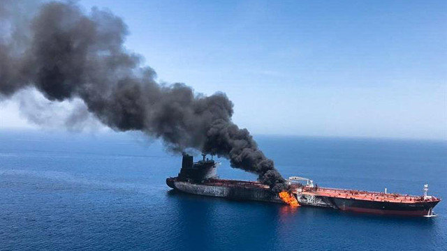Uno de los cargueros atacados en el mar de Omán. STRINGER
