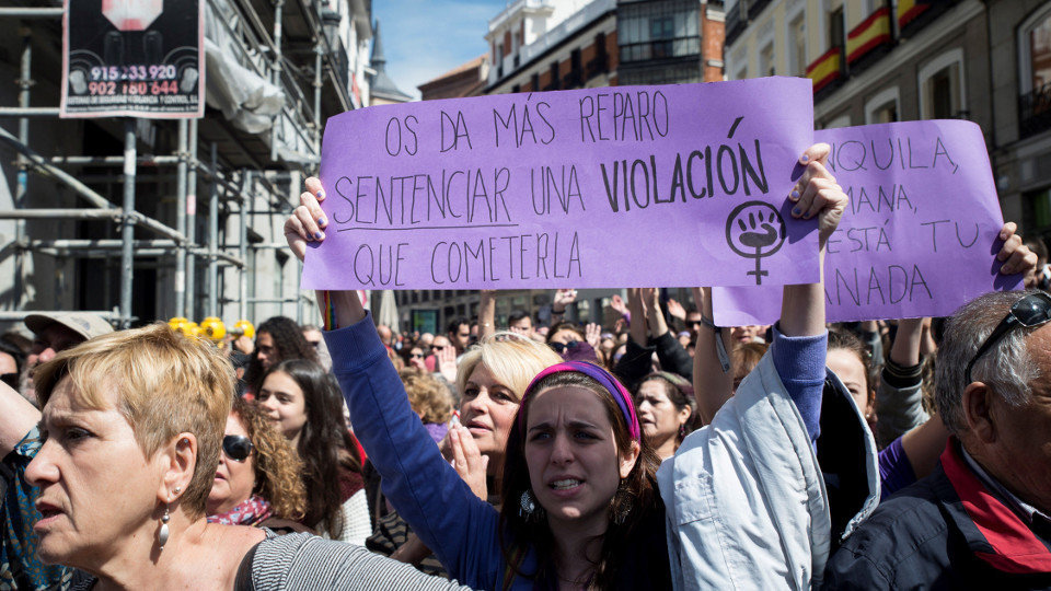 Concentración feminista tras el fallo judicial contra la Manada en mayo de 2018. EFE