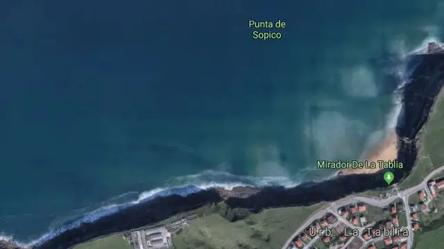 Playa de la Tabl&iacute;a, en Suances. GOOGLE MAPS