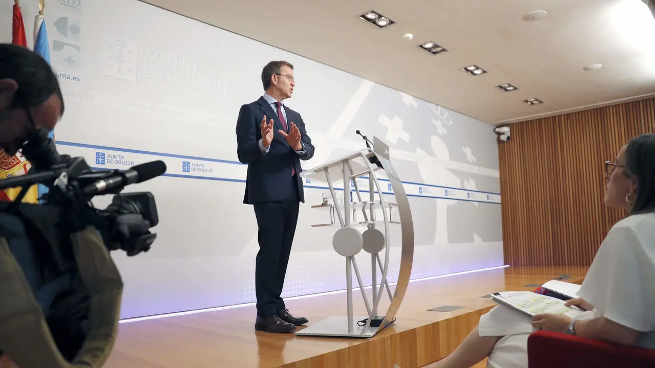 Feijóo na rolda de prensa na que presentou a proposta. EFE