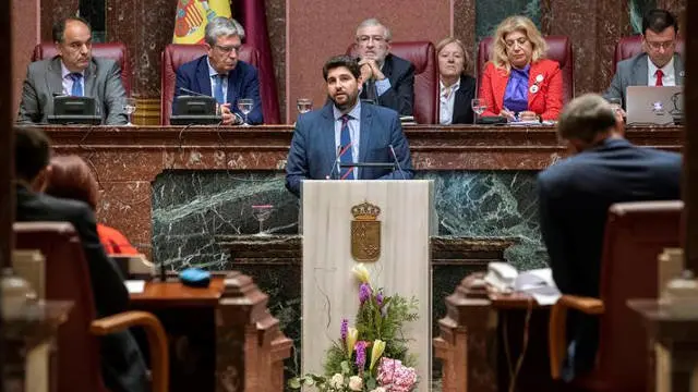 El candidato del PP a la Presidencia de Murcia, Fernando López Miras. MARCIAL GUILLÉN (EFE)