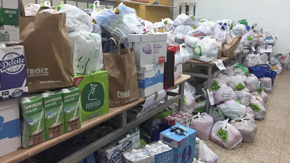 Alimentos en un almacén. ARCHIVO