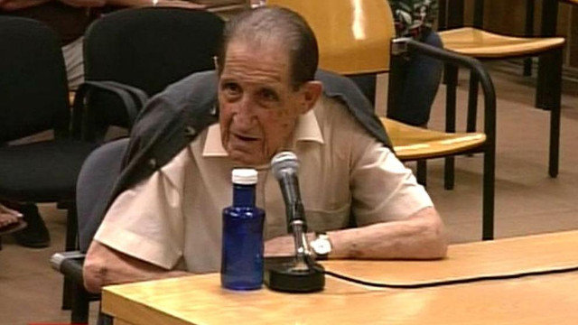 Eduardo Vela, durante el juicio. ARCHIVO