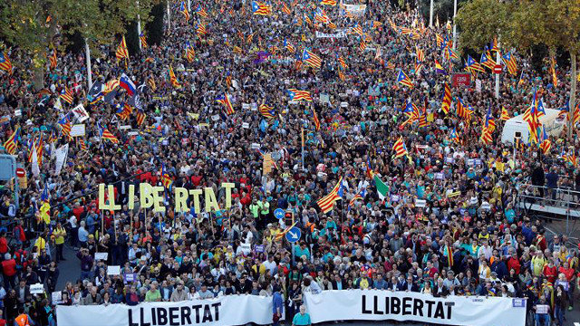 La calle Marina, de Barcelona, durante la manifestación TONI ALBIR