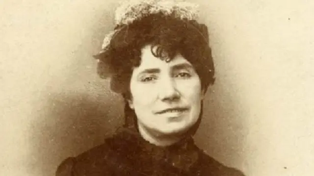Rosalía de Castro. ARQUIVO