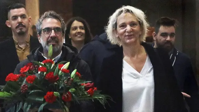 Carolina Bescansa y Daniel Liceras, en el Panteón de Galegos Ilustres. XOÁN REY