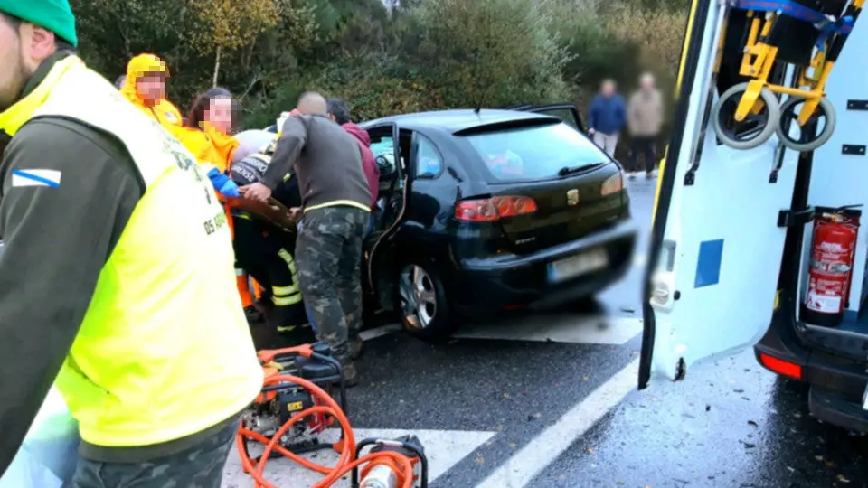 Grave accidente en Calvos de Rand&iacute;n. EP