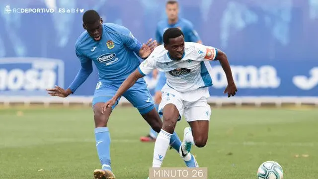 Un momento del Fuenlabrada - Dépor. @RCDeportivo