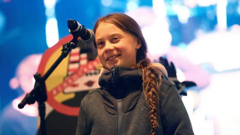 Greta Thunberg, durante su intervención en la Cumbre Mundial del Clima en Madrid. RODRIGO JIMÉNEZ (EFE)