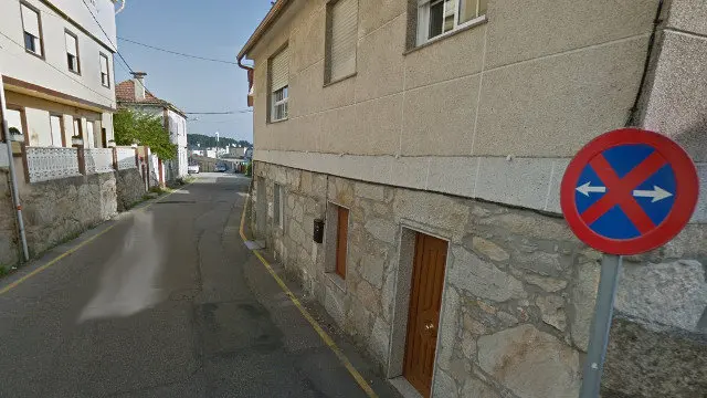 Vivenda na que se declarou o incendio en Baiona. GOOGL MAPS
