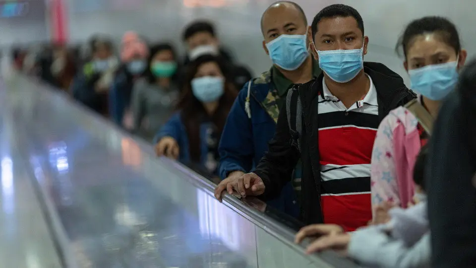 Personas con mascarillas en Hong Kong. EFE
