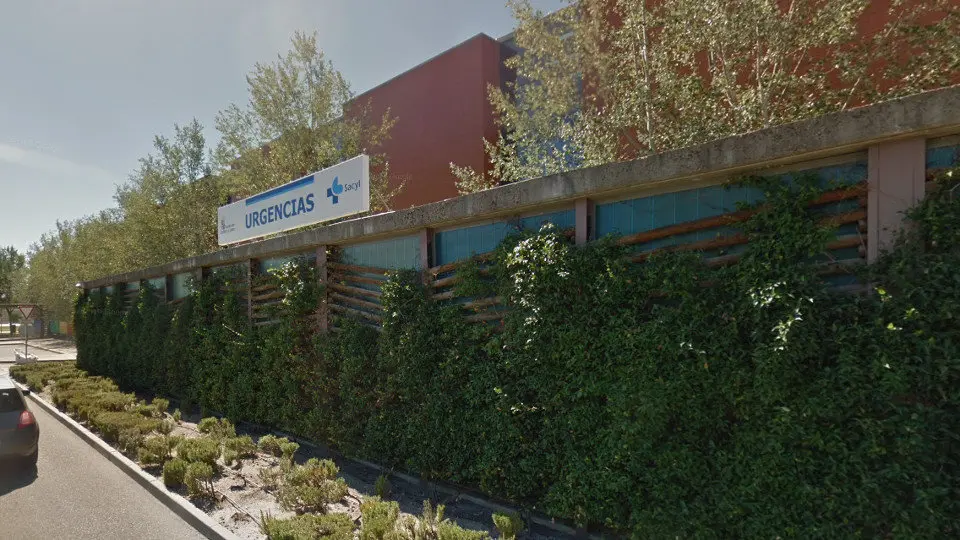 Entrada de Urgencias del Hospital Río Hortega. GSV