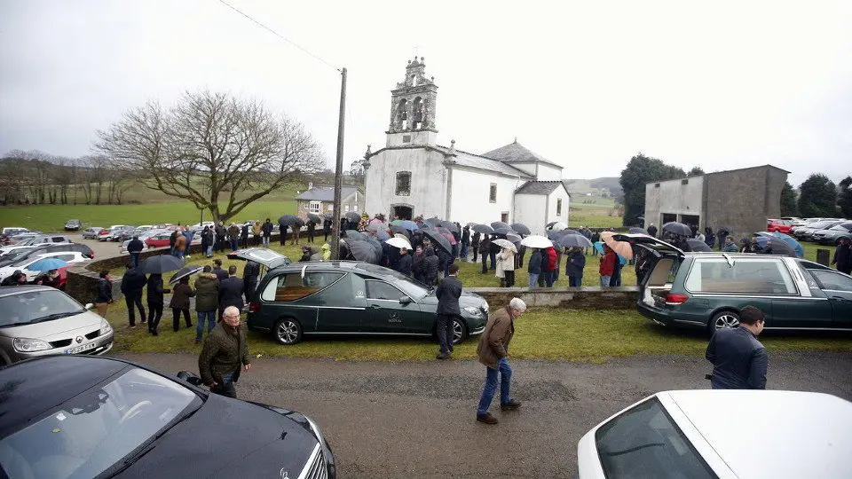 O funeral celebrado en Crecente. SEBAS SENANDE