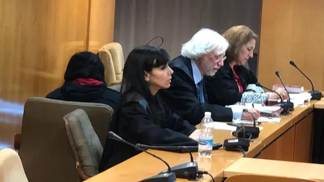 Imaxe do xuízo contra unha acusada de matar ao seu bebé en Madrid. EUROPA PRESS